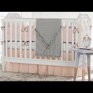 Like new  pottery barn emily and merritt tada crib bumper and skirt